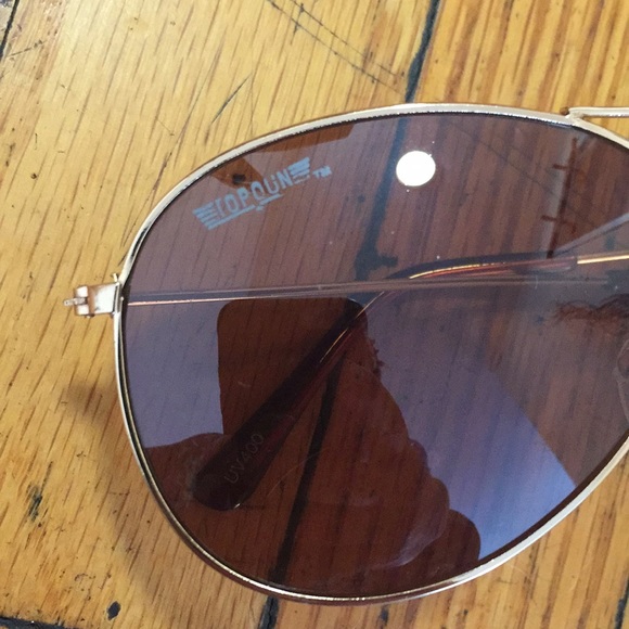 TOP QUN - Picture 3 of 8